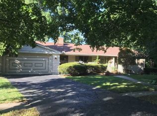 2812 Guilford Rd, Rockford, IL 61107