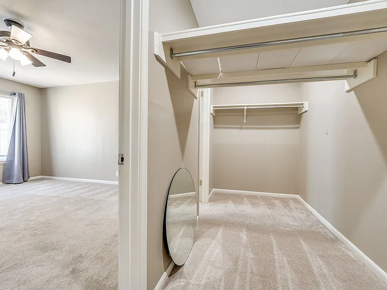 201 W Craig Pl #N — Photo 23