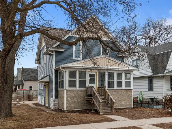 402 E Lincoln Ave, Oshkosh, WI 54901