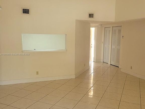 4th image of 9755 Westview Dr APT 1226