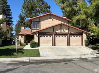 4107 Pinewood Lake Dr, Bakersfield, CA 93309