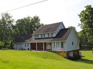 2710 Foxhunters Rd, Flatwoods, KY 41139