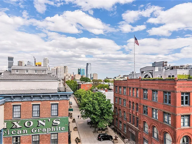 357 Varick St #123B — Photo 22