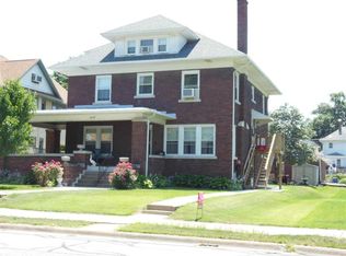 1020 12th Ave, Moline, IL 61265