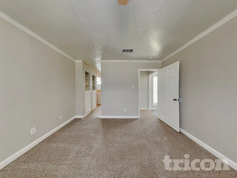 22731 River Birch Dr — Photo 8
