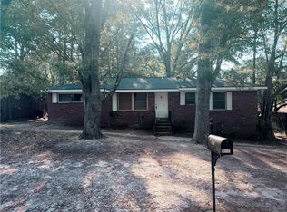 5920 Old Carriage Dr, Atlanta, GA 30349