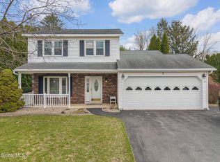 2 Cartwheel Drive, Scotia, NY 12302