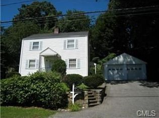 84 Laddins Rock Rd, Old Greenwich, CT 06870