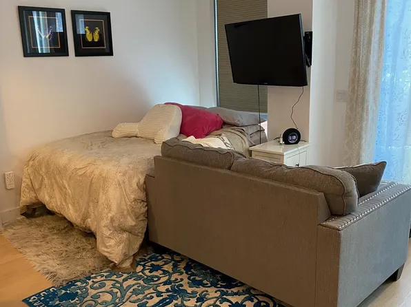 202 Marin Boulevard image 16 of 56