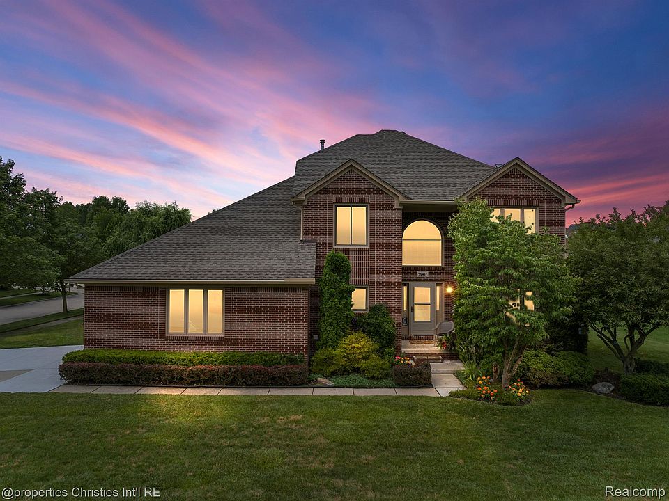 1st image of 56437 Cromwell Ct