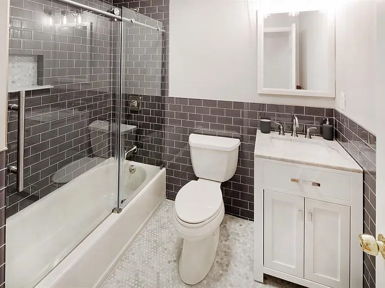 132 Adams St #1 — Photo 8