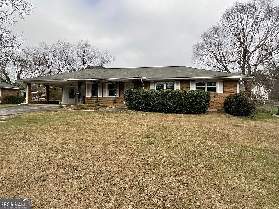 1st image of 2161 Pine Rd