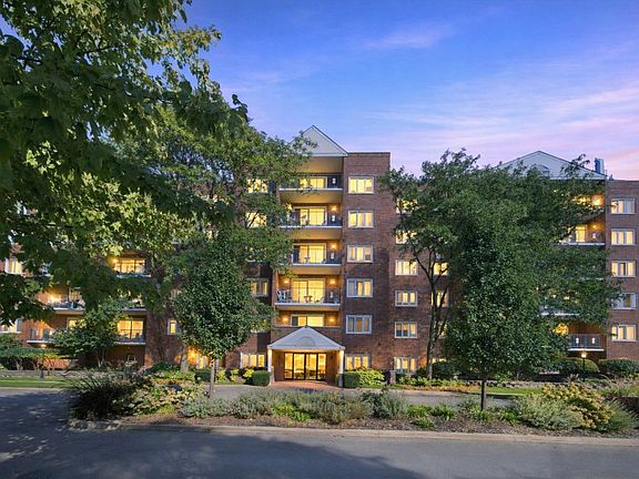 2nd image of 6530 W Irving Park Rd APT 309