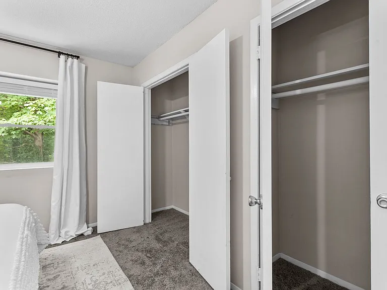 300 E McPherson Dr — Photo 30