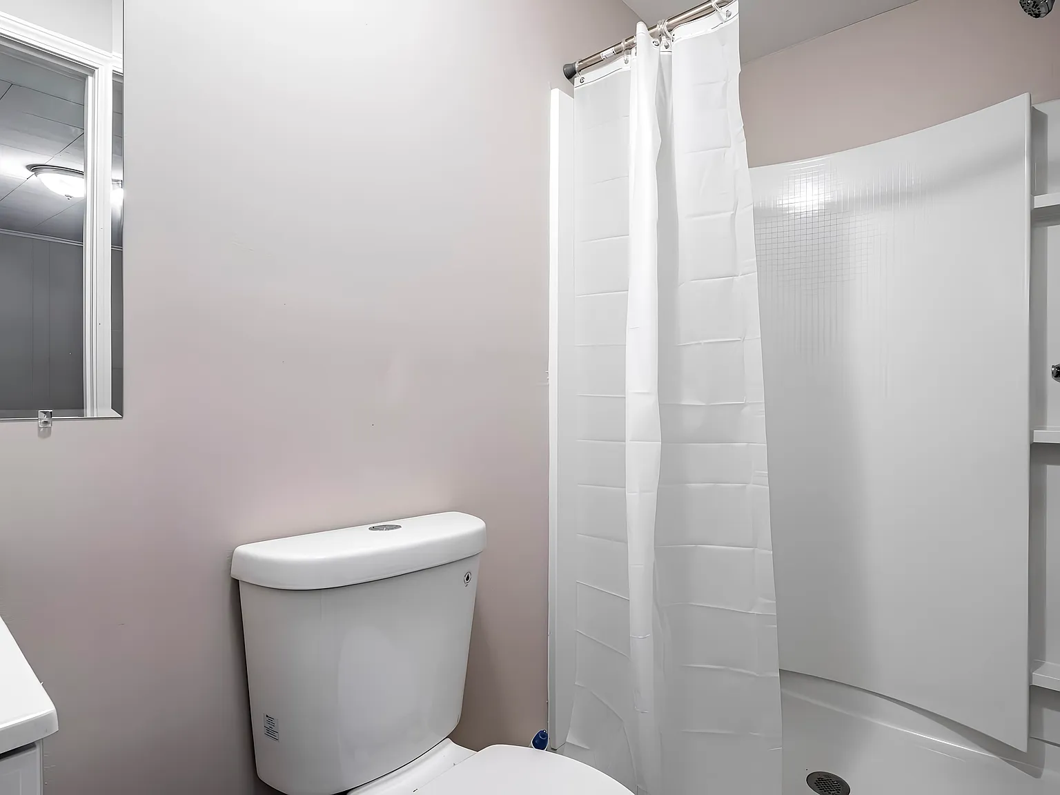 4 bed, 3.0 bath, 1450 sqft, $624 — Photo 4