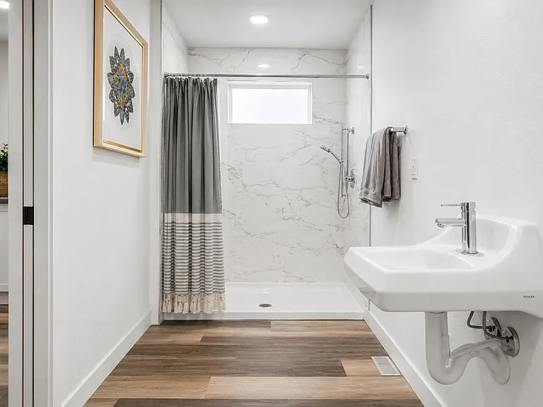 2837 San Marino St #103 — Photo 8
