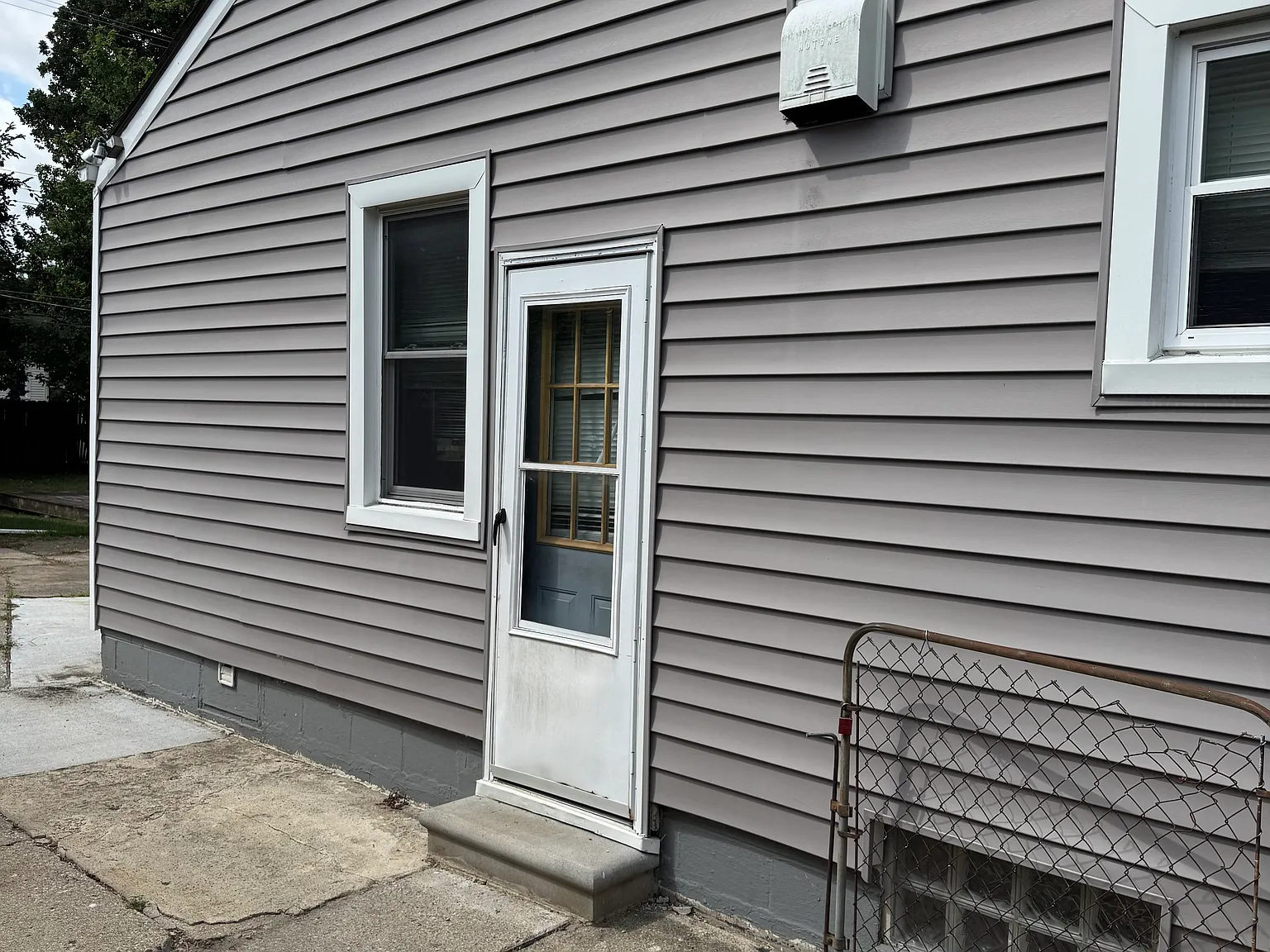2 bed, 1200 sqft, $1,750 — Photo 4