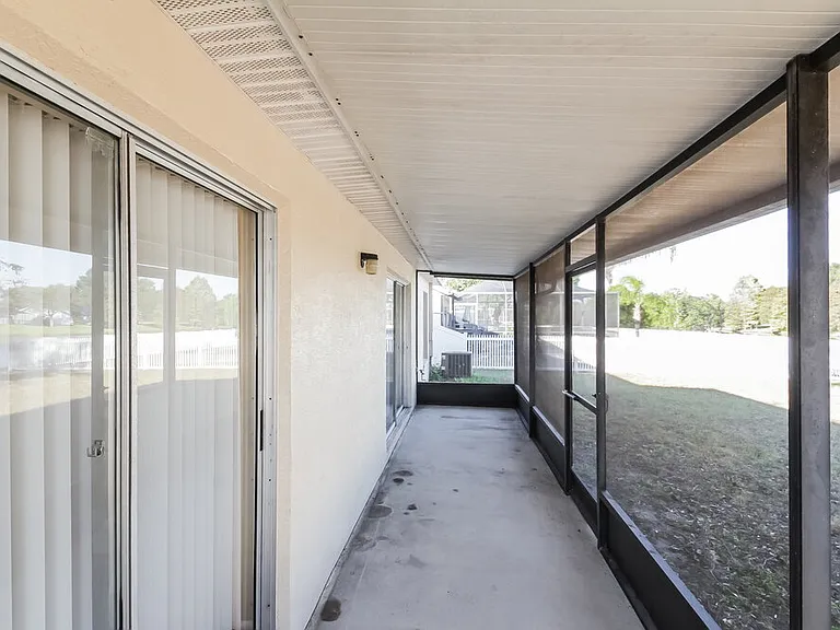 12906 Longcrest Dr — Photo 13