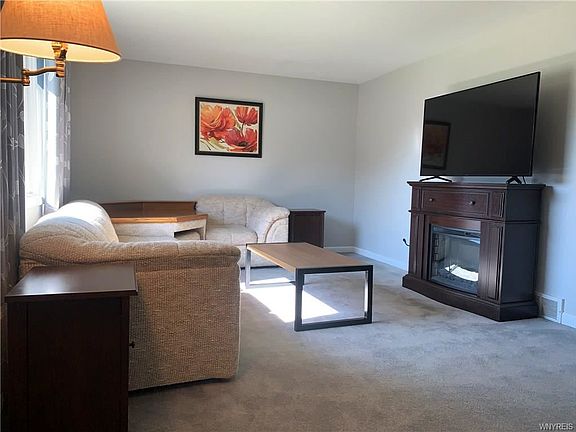 5th image of 362 Summit Ave