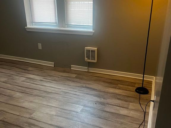 5th image of 1803 W Champlost St #1