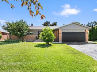 875 Horne Ter, Des Plaines, IL 60016