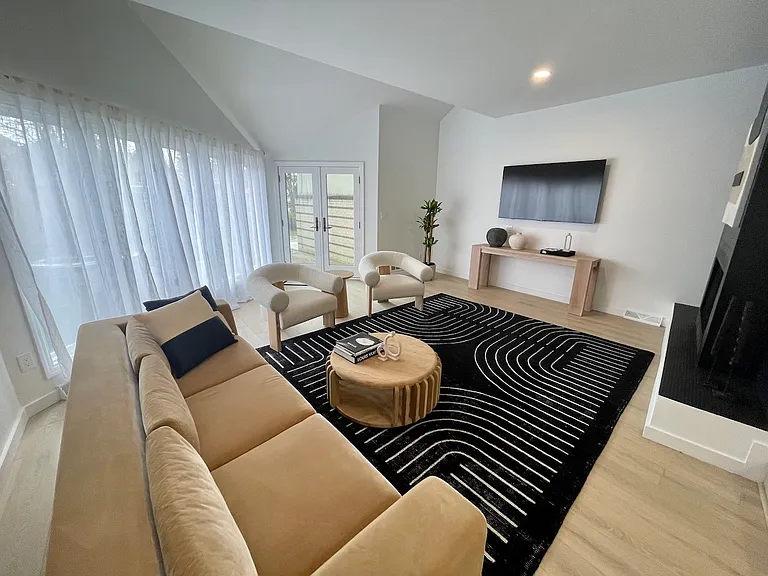321 Gross St — Photo 5