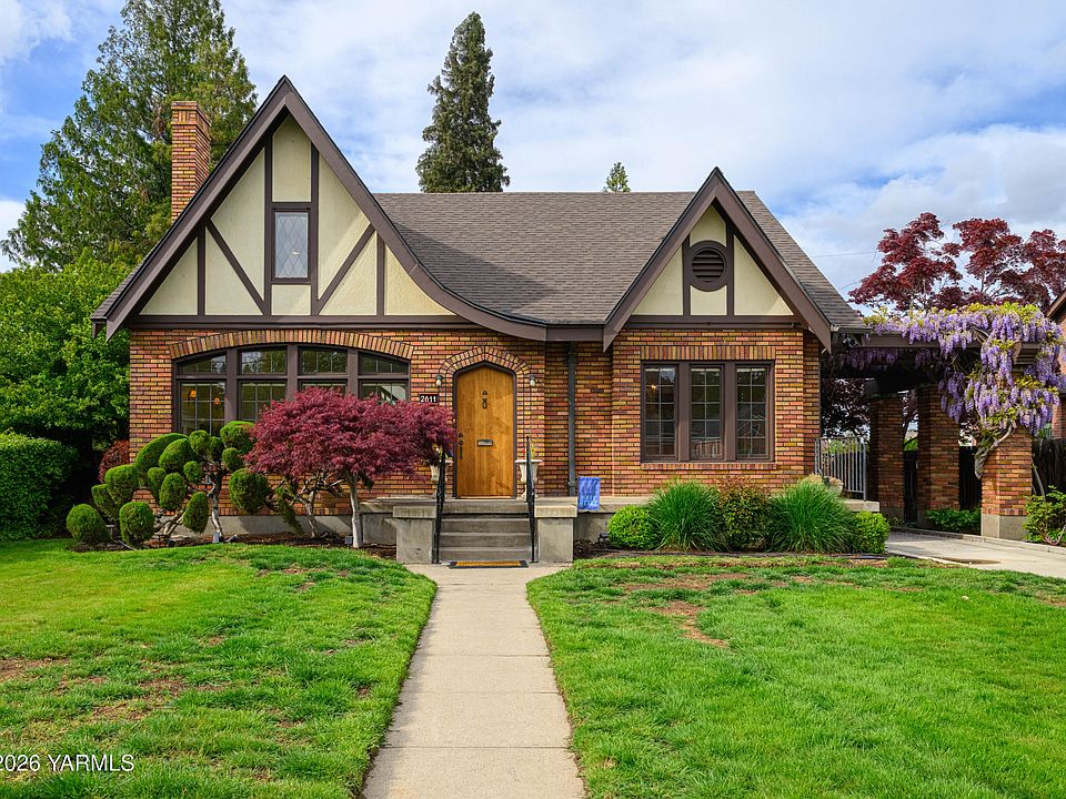 1st image of 2611 W Yakima Ave