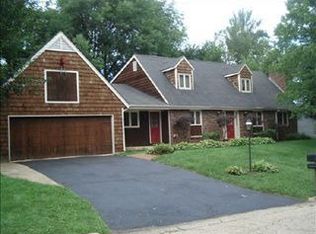 1724 Council Crest Dr, Rockford, IL 61107