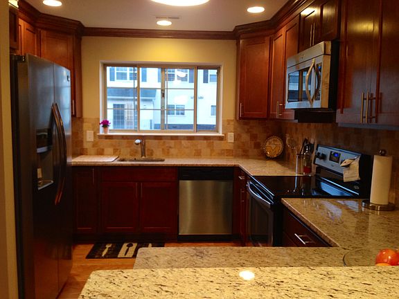 3rd image of 29394 Glen Oaks Blvd W #1