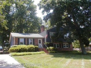 215 Hillcrest Dr, Harrisburg, NC 28075