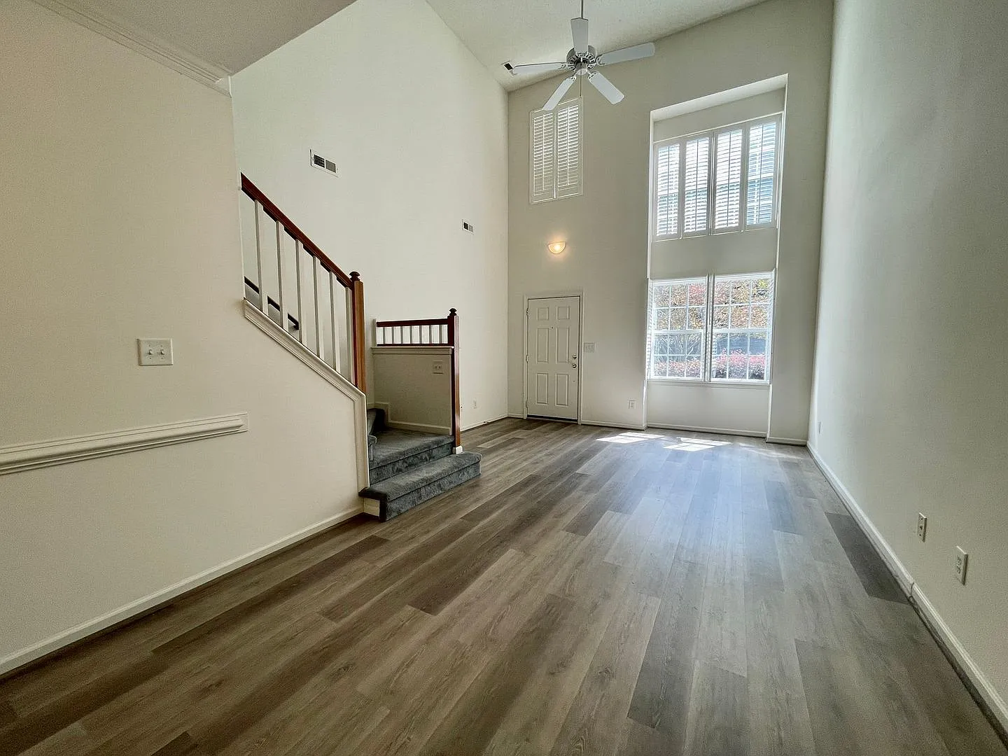 Charming 3-Bedroom Home with Main-Floor Bedroom & Private Loft — Photo 4