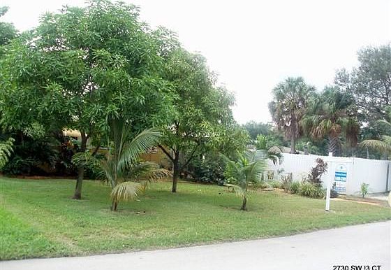 1st image of 3580 SW 13th Ct