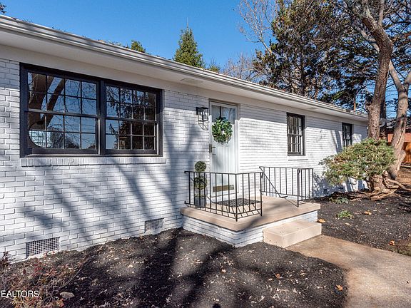 2nd image of 5201 Pryor Dr