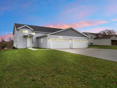 2656-2658 60th St SE, Grand Rapids, MI, 49508
