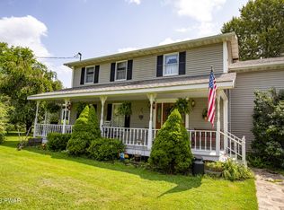 190 Valley Ridge Rd, Honesdale, PA 18431