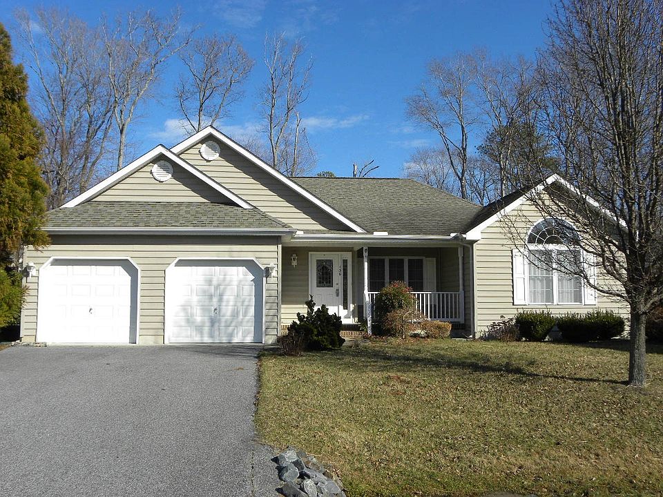 1st image of 136 Ocean Farm Dr