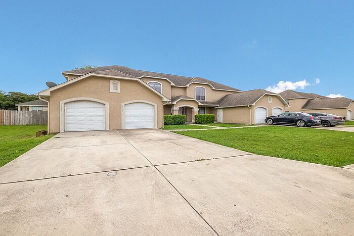 1st image of 3109 Douglas Fir Dr