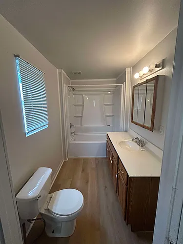 402 Elm St #2 Photo 1