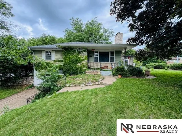 4402 Frederick St, Omaha, NE 68105