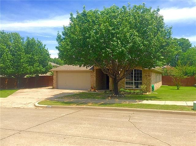 1st image of 5609 Vista Park Ln