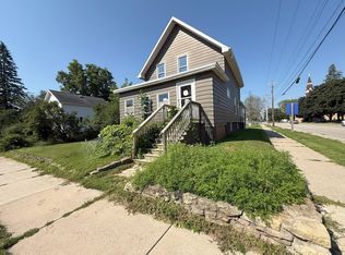 615 Superior Ave, Oconto, WI 54153