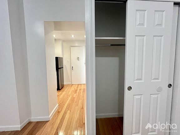 3rd image of 315 E 108th St APT 1H
