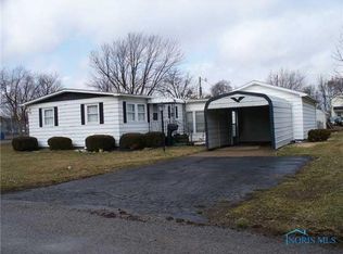 128 E Barnes Ave, Napoleon, OH 43545