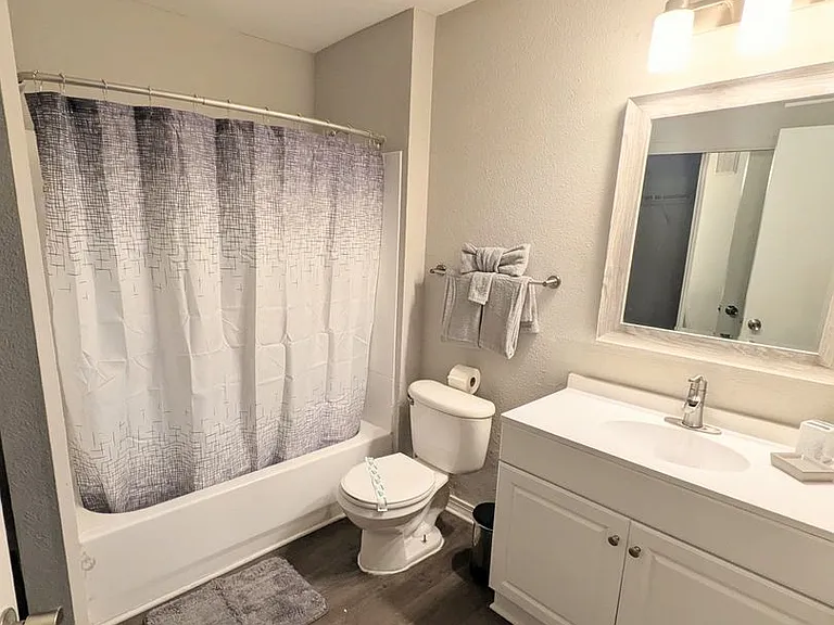 Centric on 34th Apartments — Photo 30