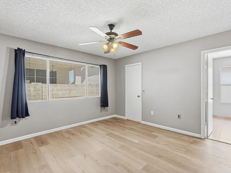 1146 N Granada Dr — Photo 20