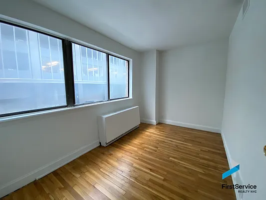 Rented by FirstService Realty (legacy) | media 11