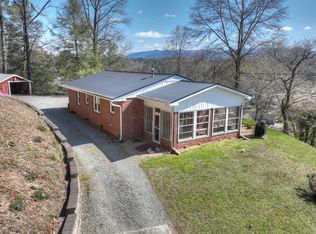 52 Crawford St, Ellijay, GA 30540