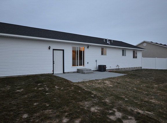 5th image of 1411 N Richland Dr