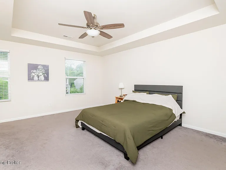 6411 Colome Dr — Photo 17