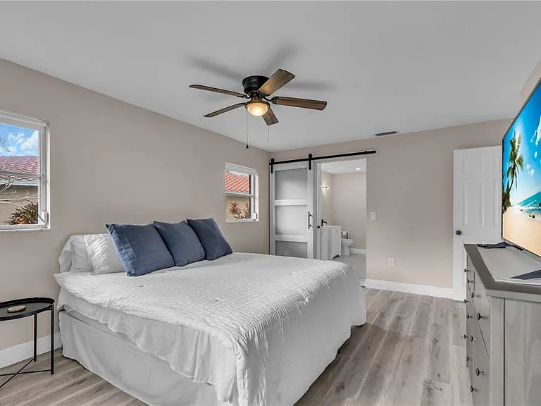 2544 Carlisle Pl — Photo 29